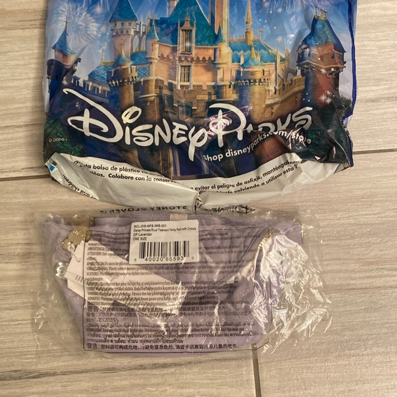 NWT Stoney Clover Lane Disney Princess Royal Treatment Fanny PackCrystals